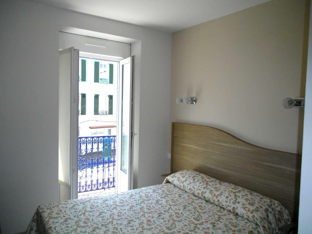 Hotel De La Gare 2*