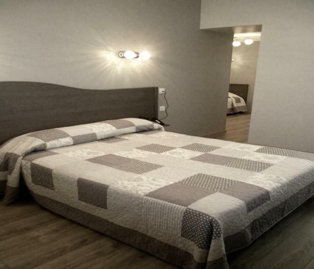 De La Gare Hotel Hendaya